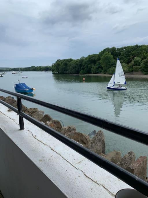 キングスブリッジCrabshell Quay Waterfront Living In Kingsbridgeアパートメント エクステリア 写真