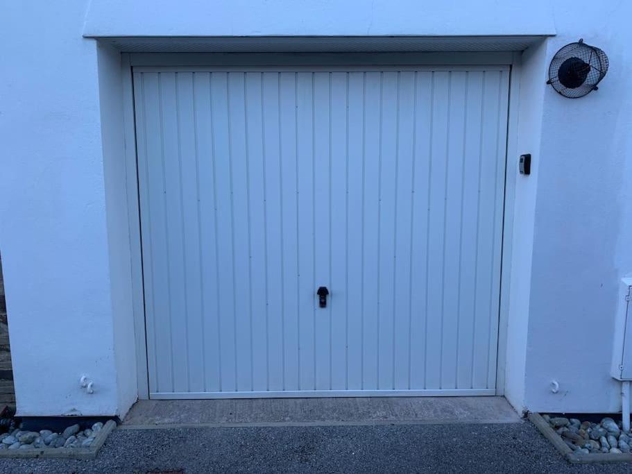 キングスブリッジCrabshell Quay Waterfront Living In Kingsbridgeアパートメント エクステリア 写真