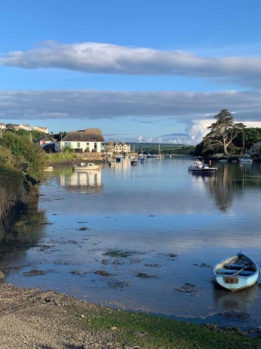キングスブリッジCrabshell Quay Waterfront Living In Kingsbridgeアパートメント エクステリア 写真